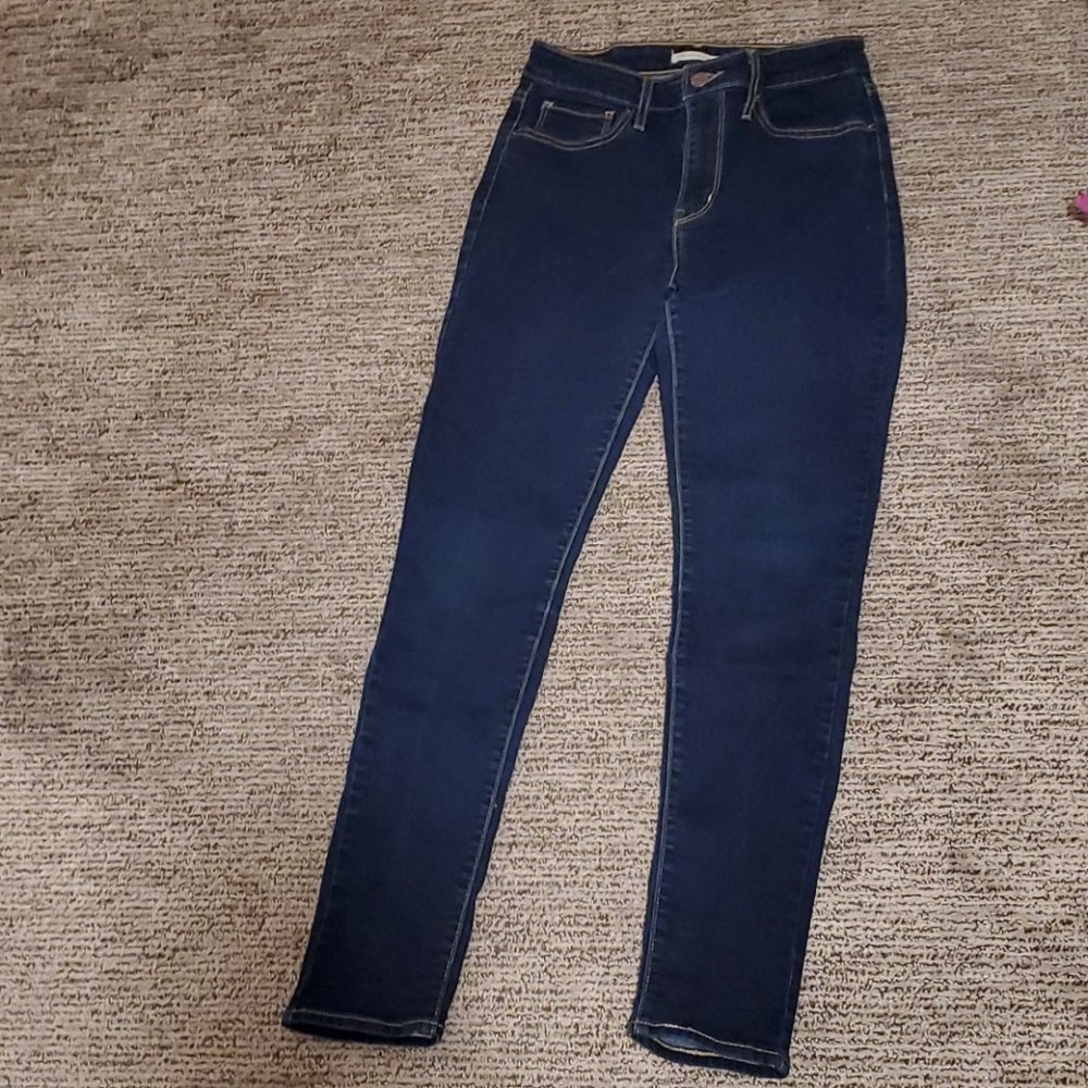 Levi's 721 High Rise Skinny Jeans
